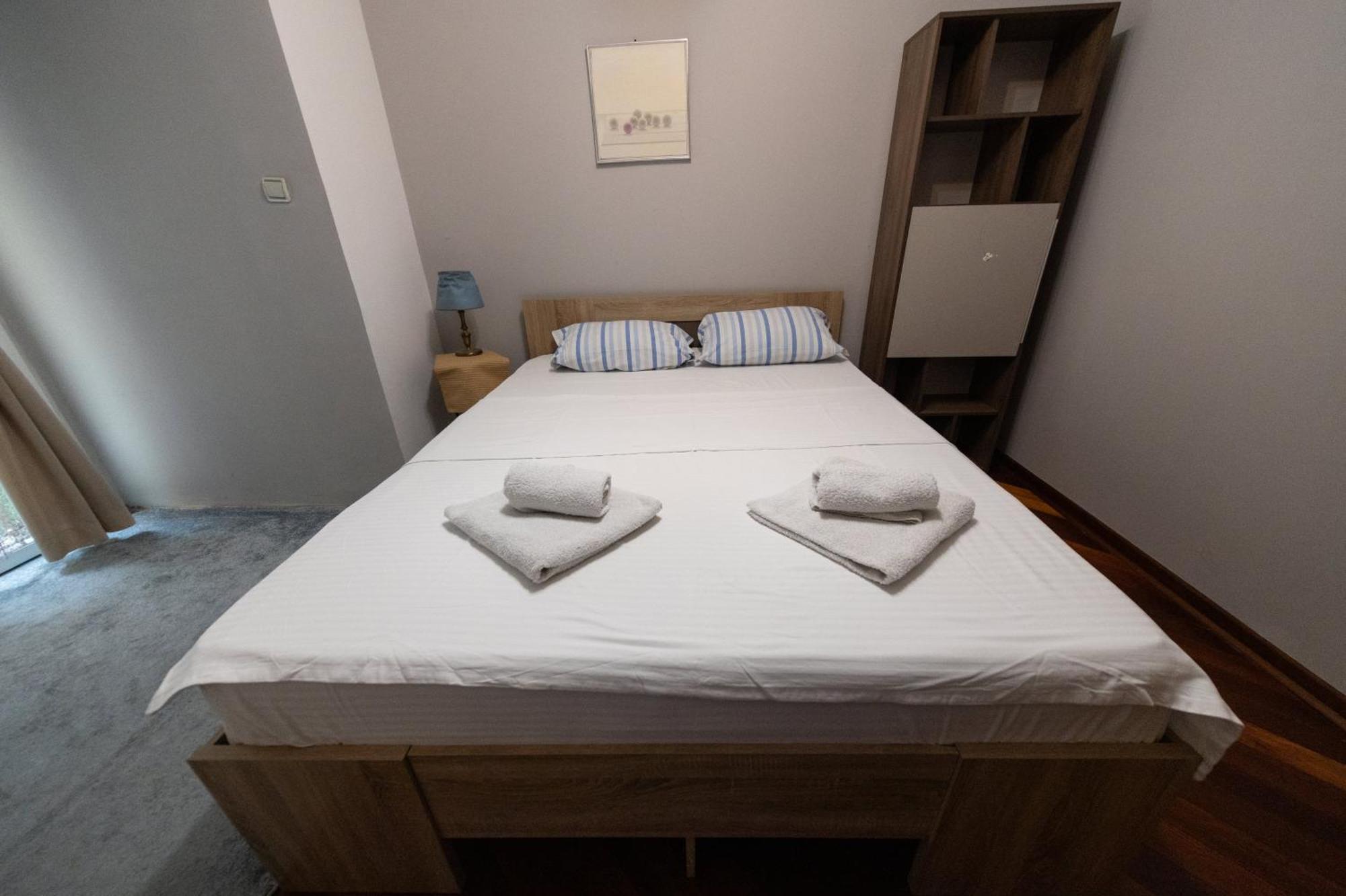 Lux Place Apartments Downtown Kragujevac Extérieur photo
